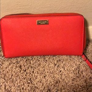 Kate Spade zip wallet